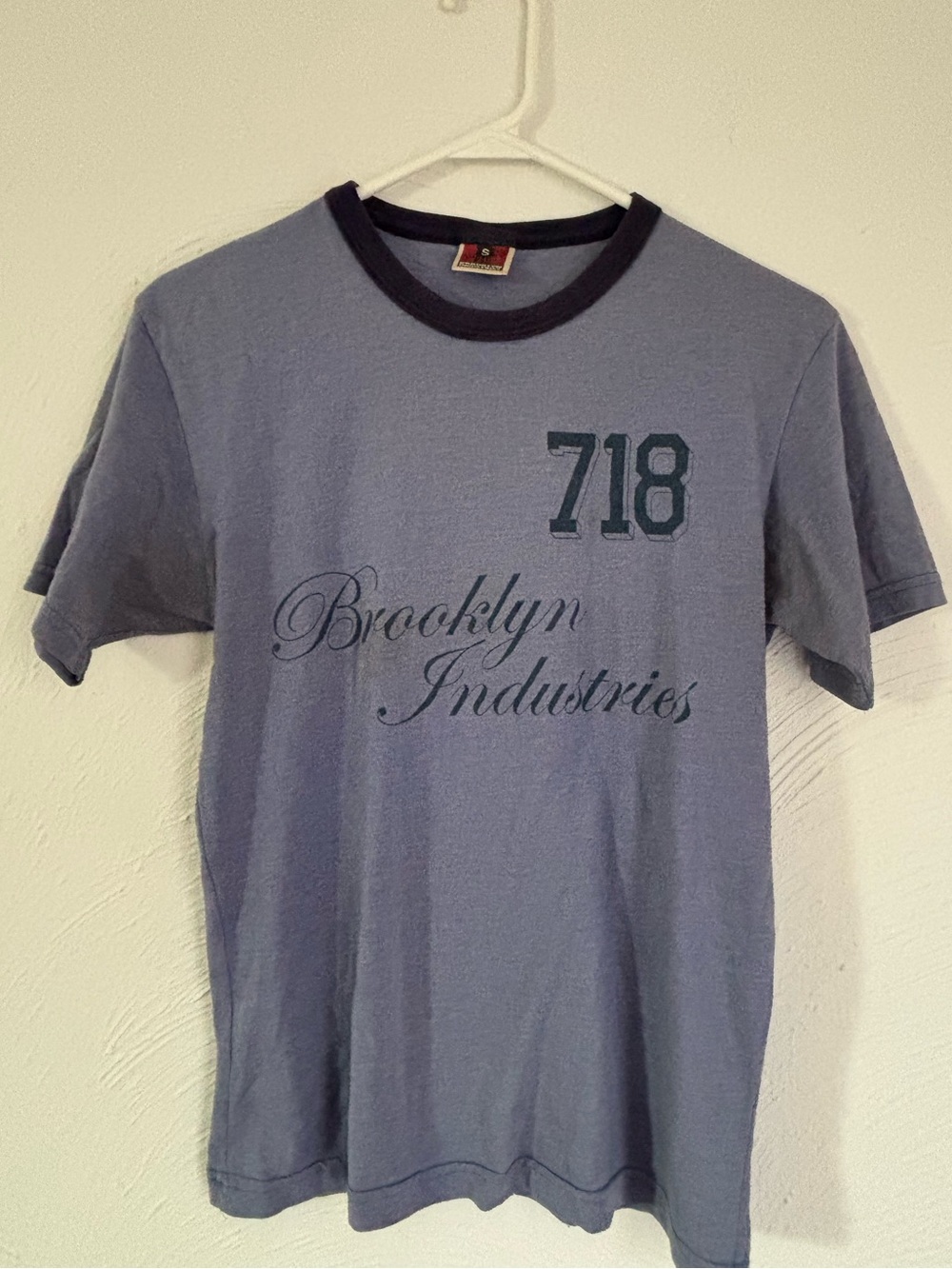 Vintage Brooklyn Industries 718 Blue Short-Sleeve Crew Neck T-Shirt Size Small